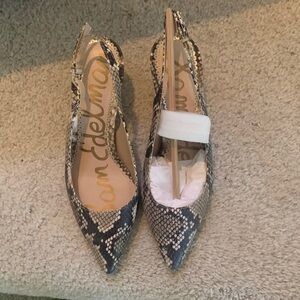 Sam Edelman Black and Cream Snakeskin Heels Size 4.5 NEW